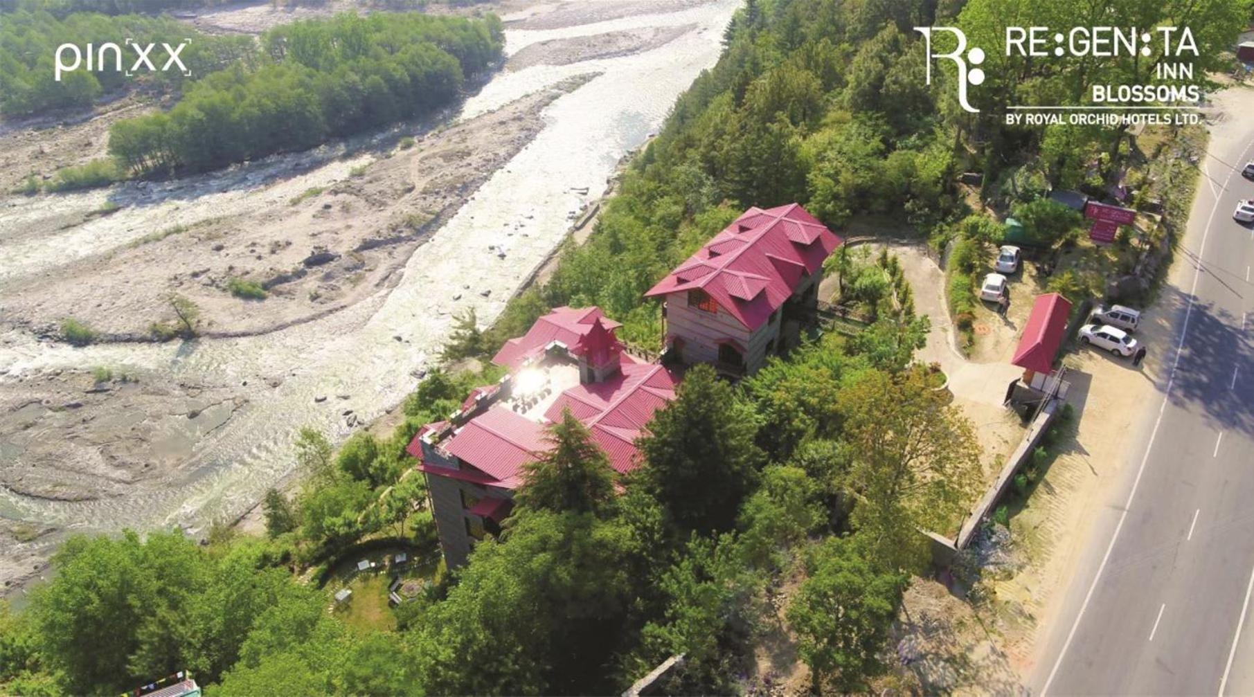 Regenta Inn By Riverside Manali Экстерьер фото