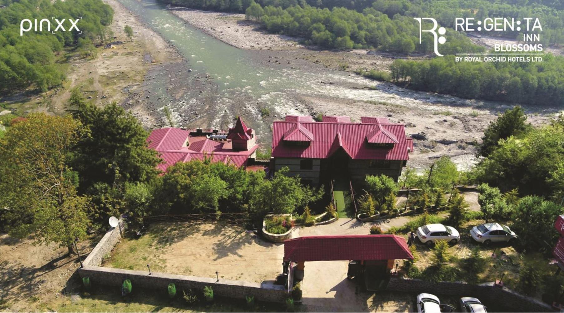 Regenta Inn By Riverside Manali Экстерьер фото
