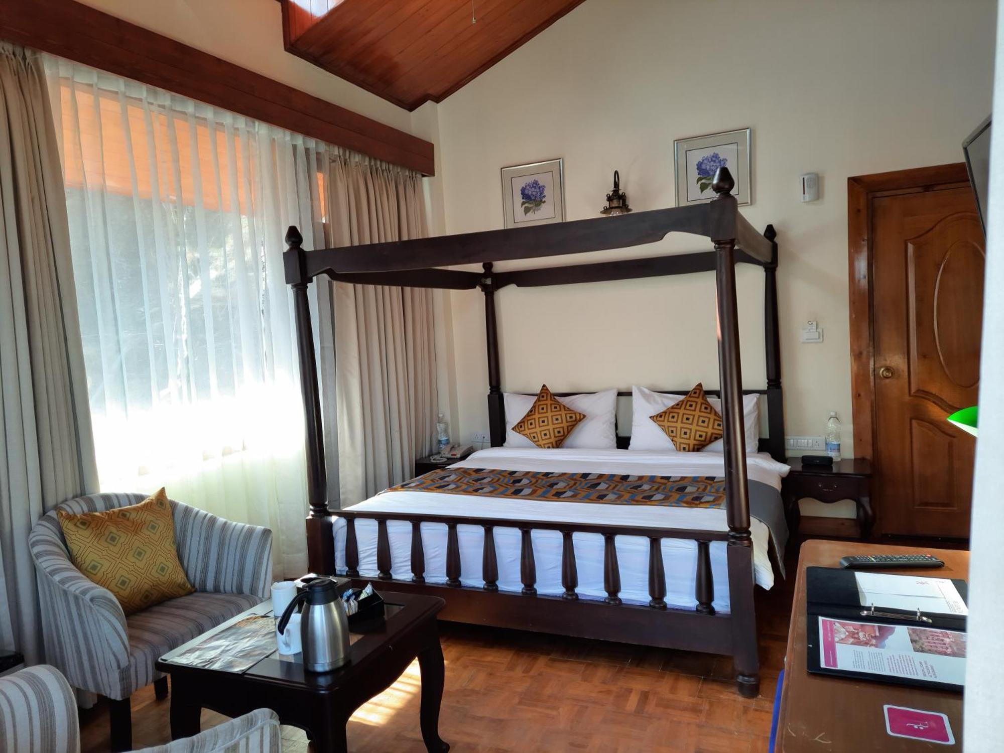 Regenta Inn By Riverside Manali Экстерьер фото