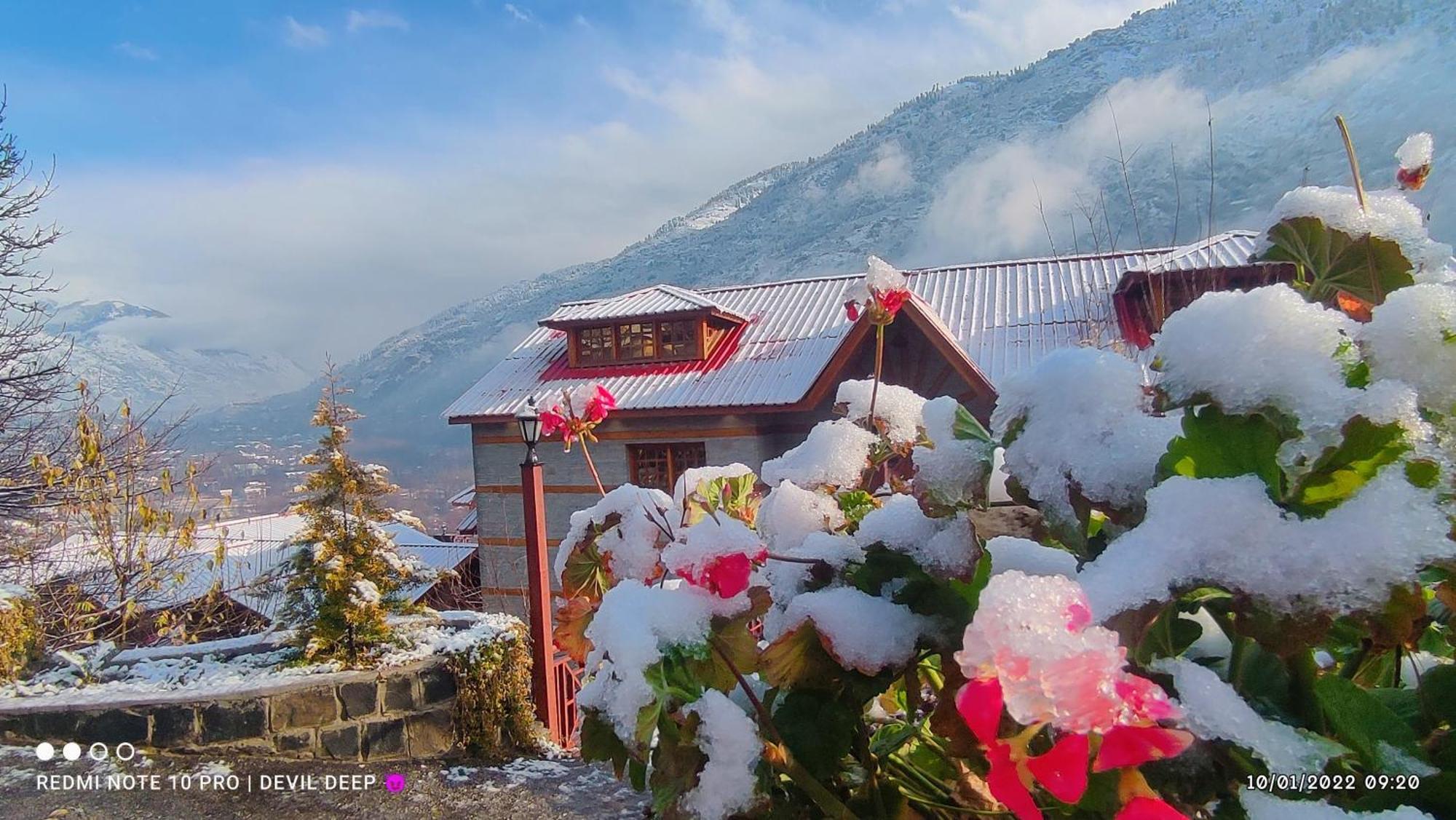 Regenta Inn By Riverside Manali Экстерьер фото