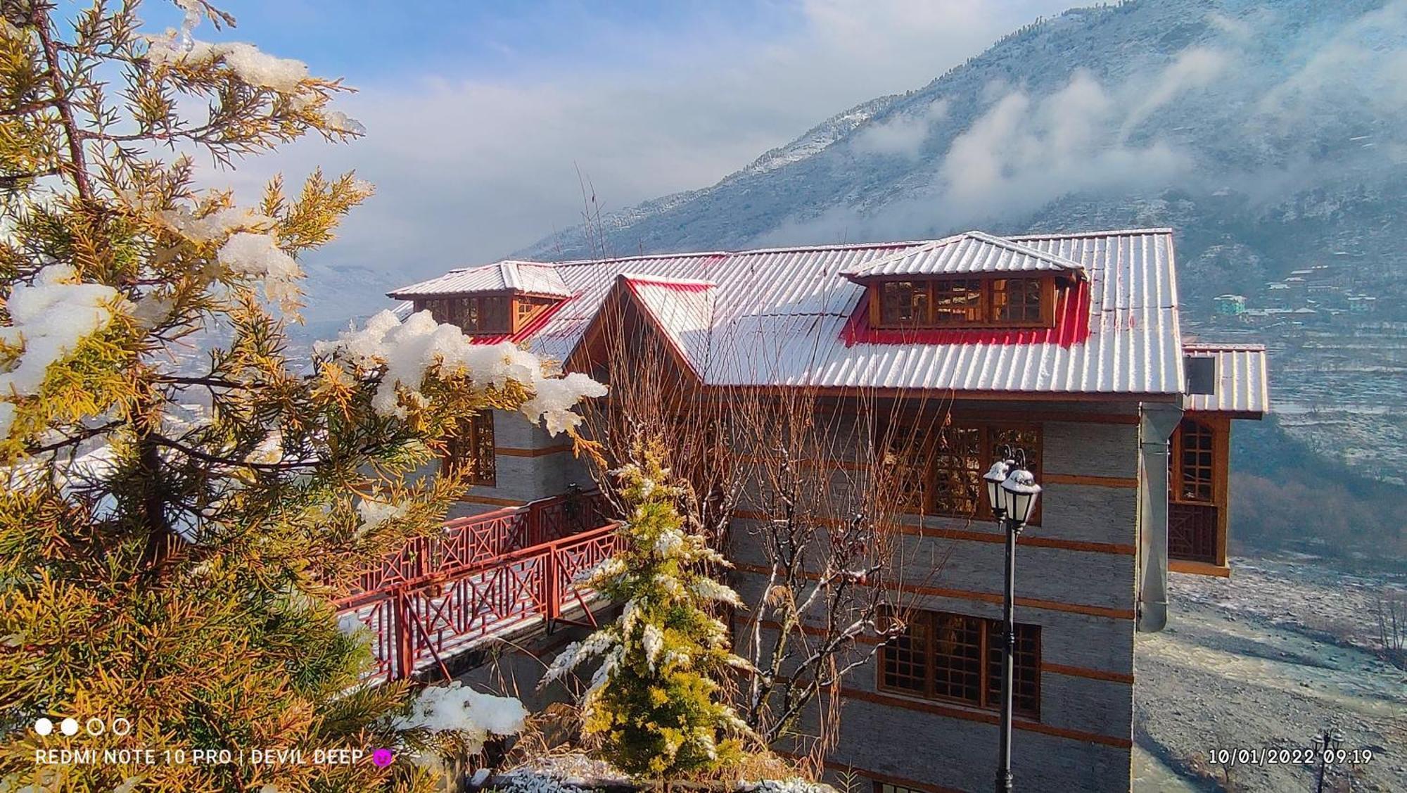 Regenta Inn By Riverside Manali Экстерьер фото